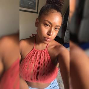 Meet your Posher, Jade